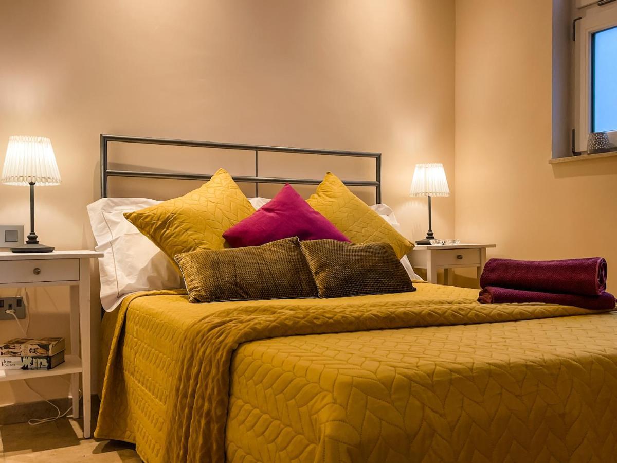 Unique Seafront Triplex Penthouse With Panoramic Bedroom & Rooftop Jacuzzi Overlooking Valletta Sliema Exterior foto